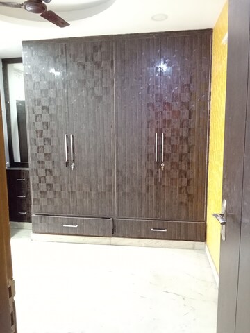 Bathroom in 3 BHK Builder Floor at Safdarjang Enclave – for Rent