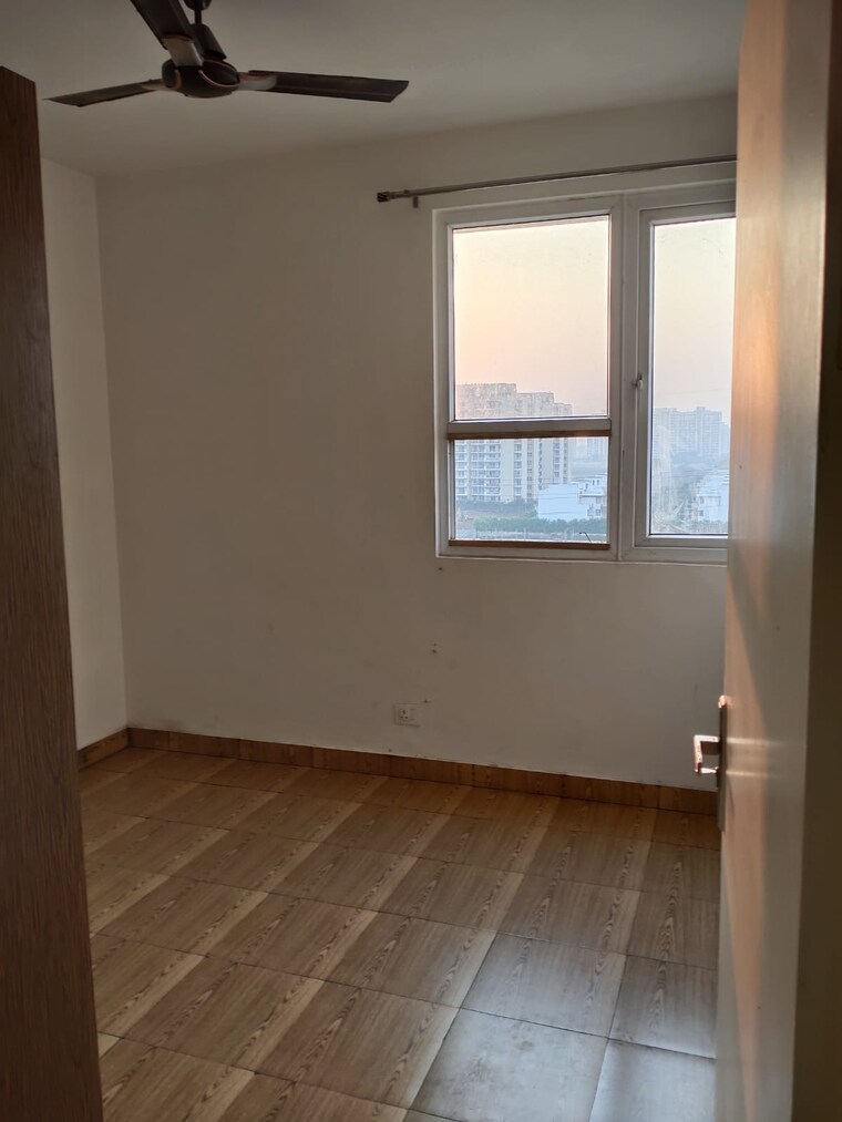 Room, tulip-orange 2.5 Bedroom 1326 Sq.Ft. Apartment In Sector 70 Gurgaon 8285718