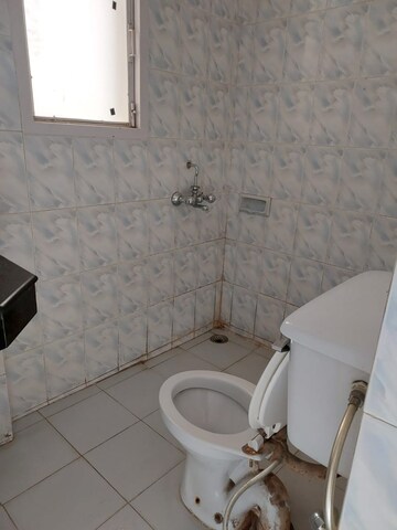 Bathroom in 2 BHK Apartment at Ansal Sushant Estate, Sector 52 – for Rent