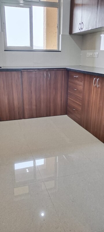 Bedroom in 2 BHK Apartment at Hiranandani Fortune City, New Panvel – for Rent