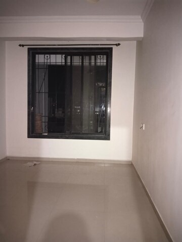 Room in 2 BHK Apartment at Shreeji Residency New Panvel, New Panvel East – for Rent