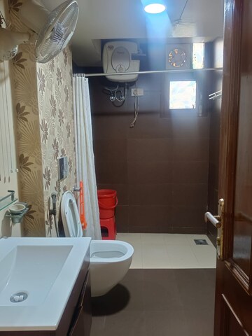 Attached Bathroom in 3.5 BHK Apartment at Sector 12 Dwarka – for Rent