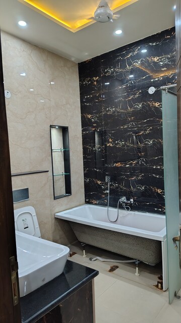 Furnished Amenities in 3 BHK Builder Floor at RWA Apartments Sector 122, Sector 122 – for Rent