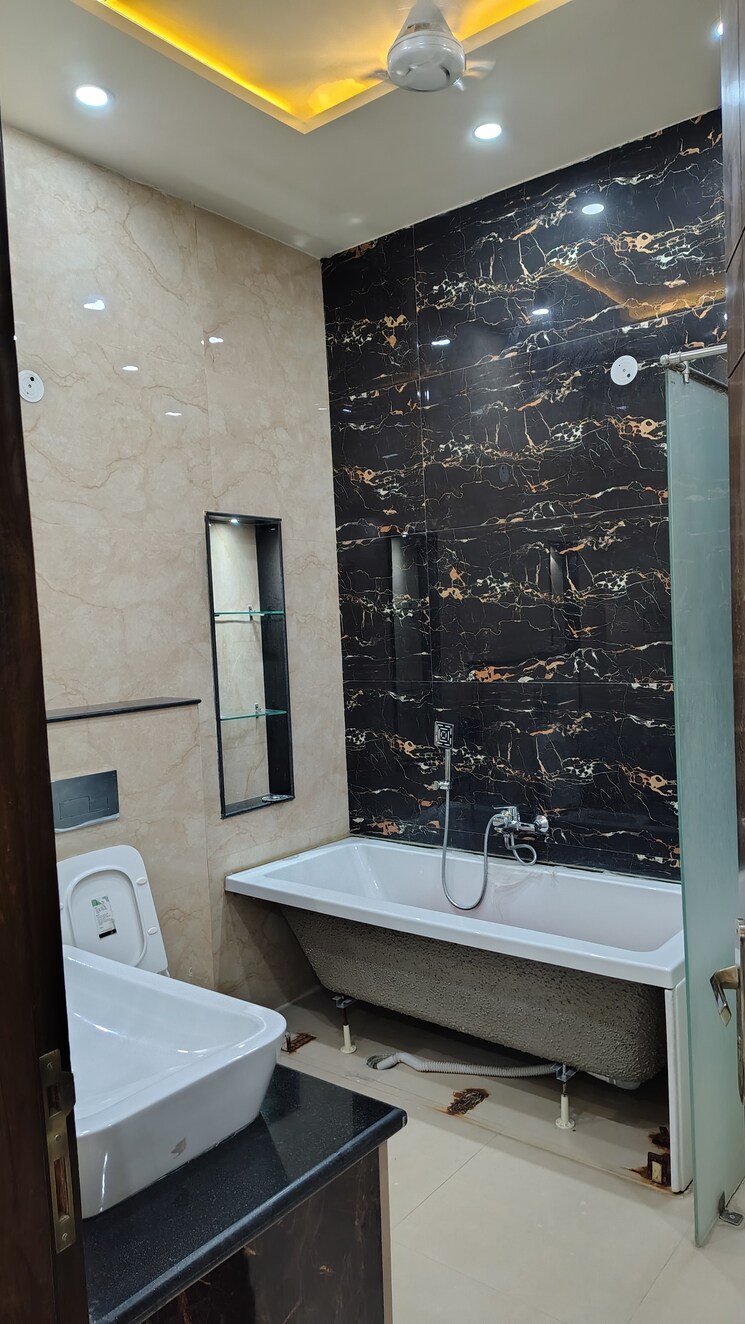 undefined, rwa-apartments-sector-122 3 Bedroom 2000 Sq.Ft. Builder Floor In Sector 122 Noida 8285860