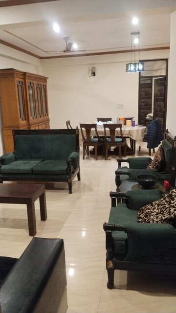 Gym in 2 BHK Builder Floor at RWA Apartments Sector 122, Sector 122 – for Rent