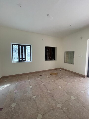 Bedroom in 4 BHK Independent House at Shastri Nagar – for Rent