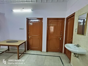 2.5 BHK Independent House at Gomti Nagar – for Rent