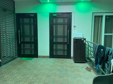 Room in 1 BHK Independent House at Gomti Nagar – for Rent