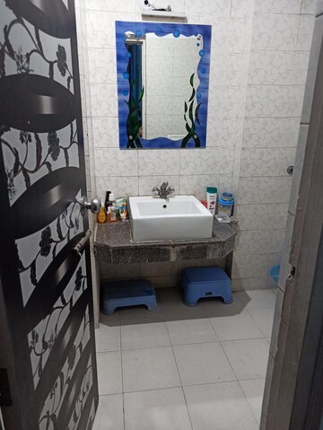 Team Area in 3 BHK Builder Floor at RPS Palm Drive, Sector 88 – for Rent