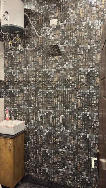 Bathroom in Studio Builder Floor at Sector 48 – for Rent