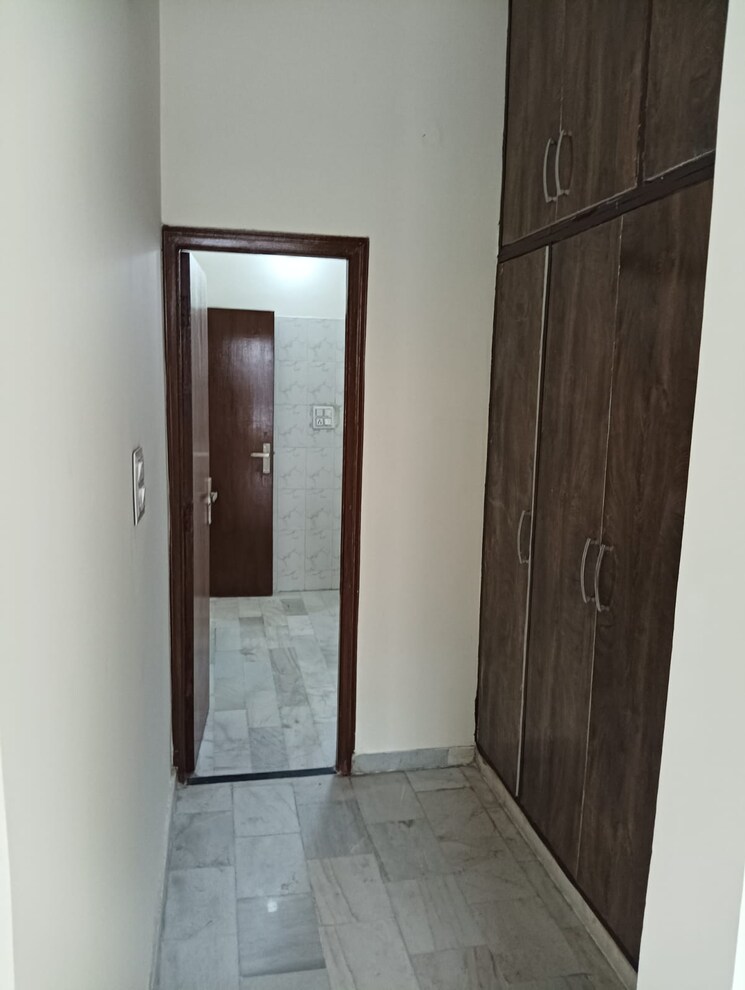 Room, dhakoli village 3 Bedroom 1250 Sq.Ft. Independent House In Dhakoli Village Zirakpur 8285981