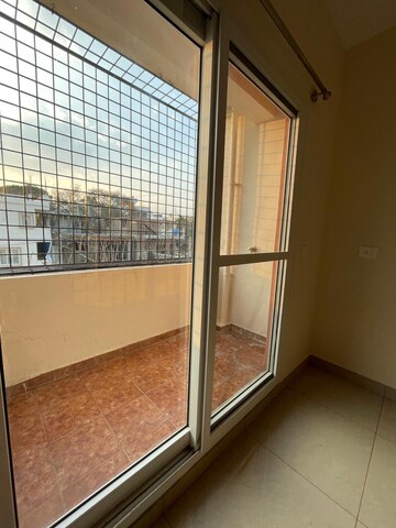 Room in 3 BHK Apartment at Dynamic Krishna Aashraya, Ramamurthy Nagar – for Sale