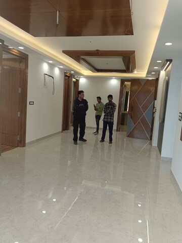 Parking in 3 BHK Builder Floor at Nangal Dewat – for Sale