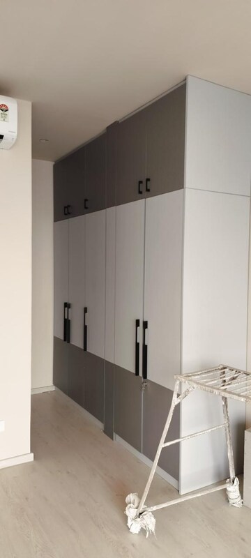 Bathroom in 3 BHK Apartment at M3M Sky City, Sector 65 – for Rent