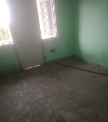 Room in 2 BHK Independent House at Aliganj – for Rent