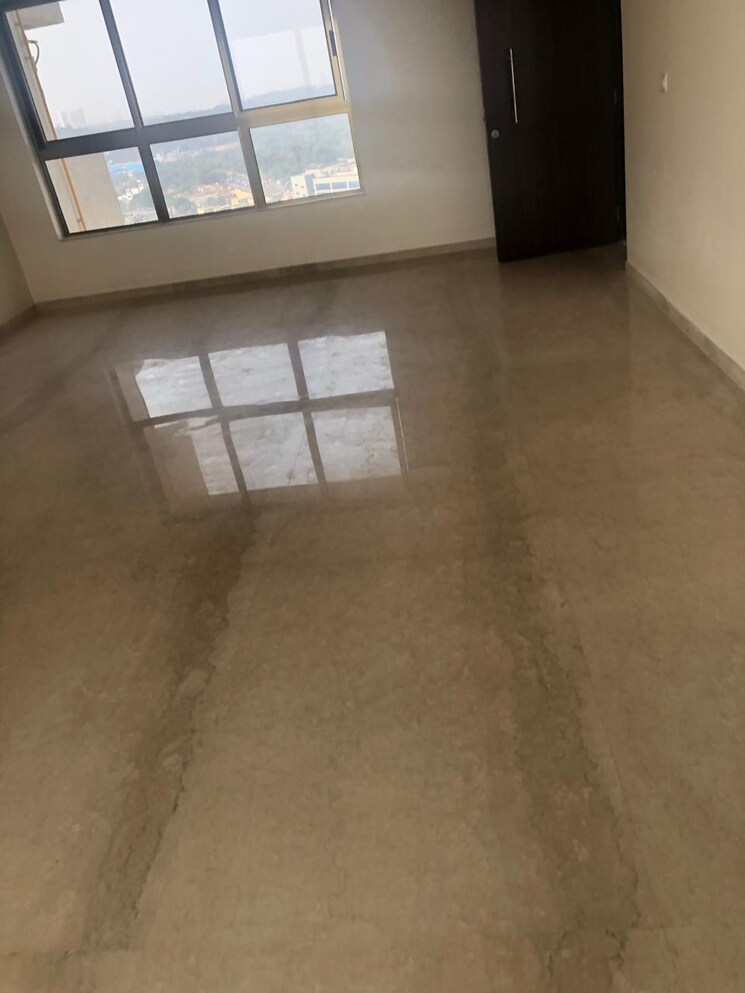  Parking, l-t-emerald-isle 2 Bedroom 975 Sq.Ft. Apartment In Powai Mumbai 8286107