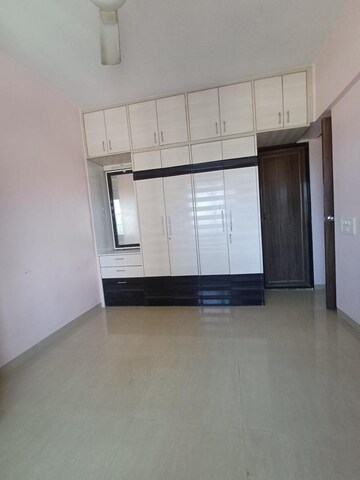 Room in 1 BHK Apartment at Vihang Valley Phase 2, Kasarvadavali – for Rent