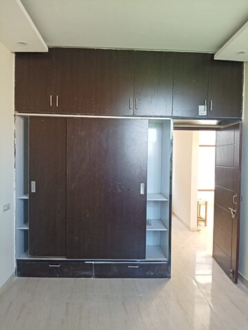 Room in 2 BHK Builder Floor at Dhakoli Village – for Sale