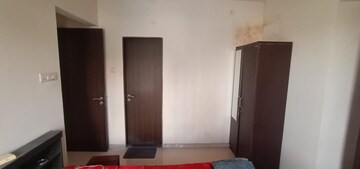 Room in 1 BHK Apartment at Puranik Rumah Bali, Ghodbunder Road – for Rent