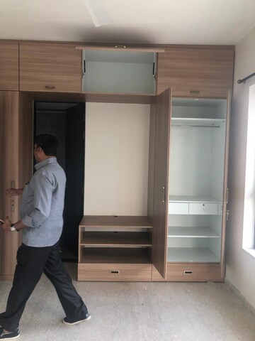 Room in 2 BHK Apartment at L&T Emerald Isle, Powai – for Rent