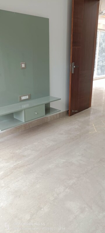 Bedroom in 2 BHK Builder Floor at Paschim Vihar – for Rent