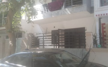 6+ BHK Independent House For Sale in Sector 56