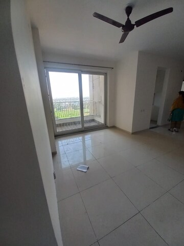 2 BHK Apartment For Sale in BPTP Discovery Park, Sector 80
