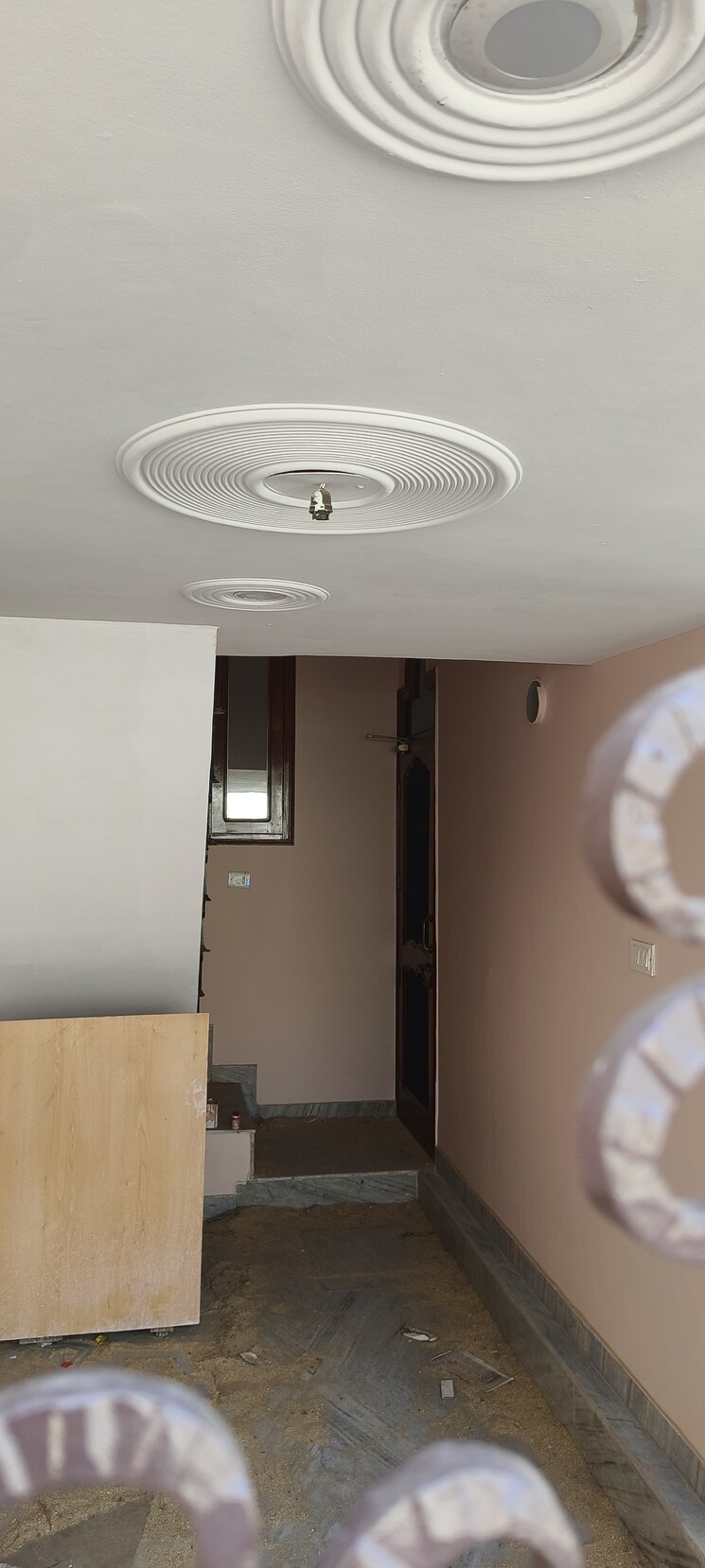 Room, sector 48 2 Bedroom 150 Sq.Yd. Independent House In Sector 48 Faridabad 8286211