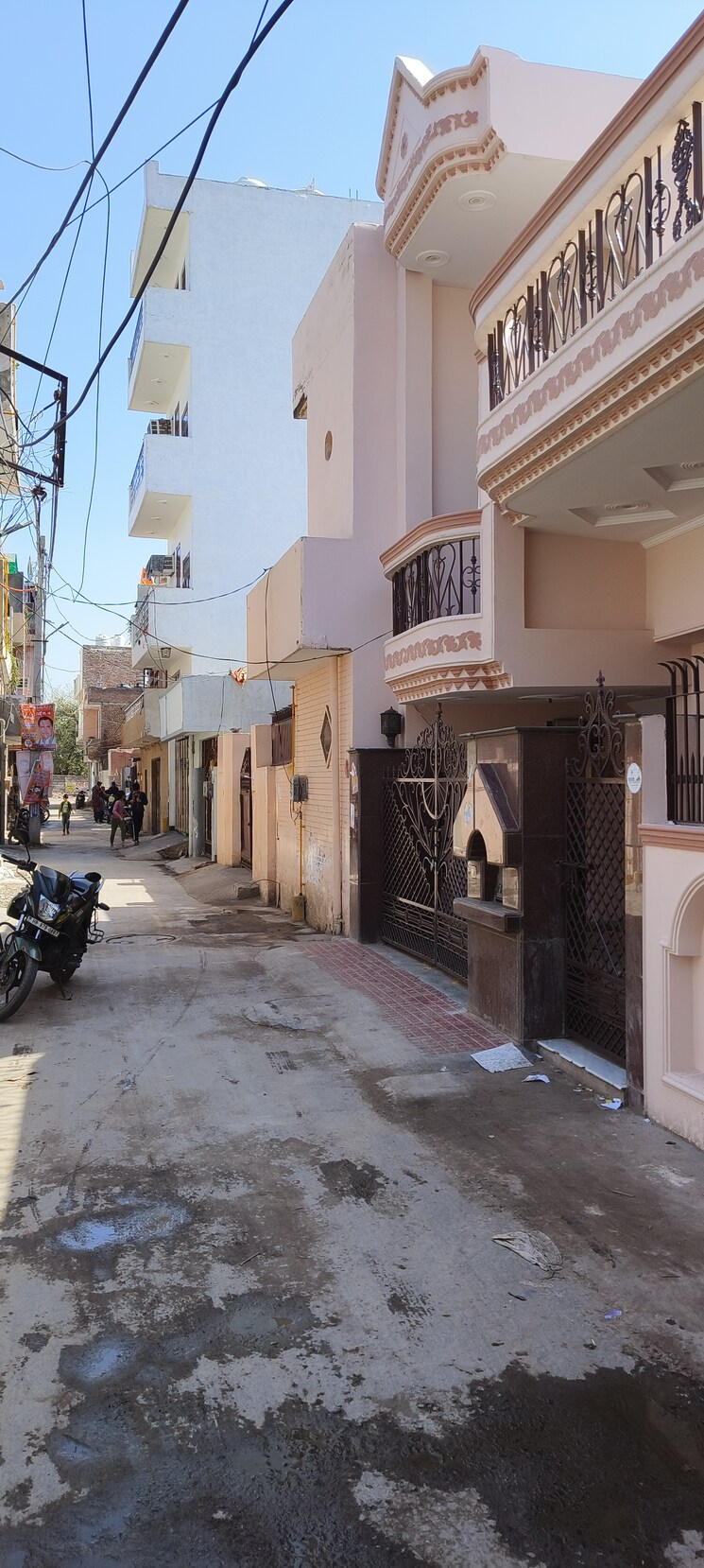 Living Room, sector 48 2 Bedroom 150 Sq.Yd. Independent House In Sector 48 Faridabad 8286211