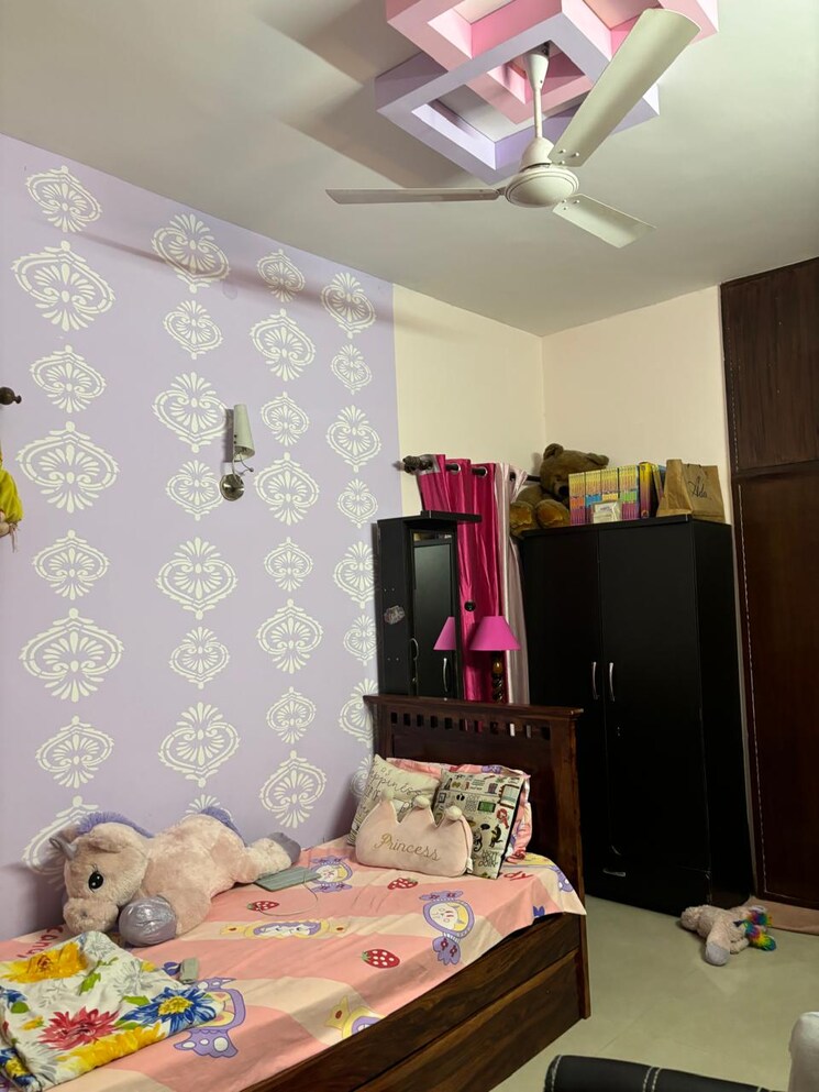 Bedroom, kailash colony 3 Bedroom 1300 Sq.Ft. Builder Floor In Kailash Colony Delhi 8286258