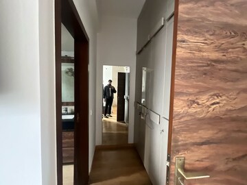 Building Lobby in 5 BHK Apartment at Pioneer Park Presidia, Sector 62 – for Rent