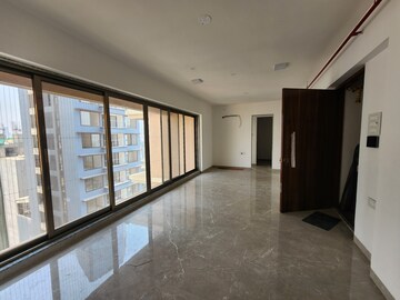 Room in 3 BHK Apartment at Udyam Apartment, Shivaji Park – for Rent