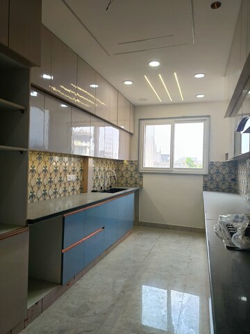 Kitchen in 3 BHK Builder Floor at SS Aaron Ville, Sector 48 – for Sale