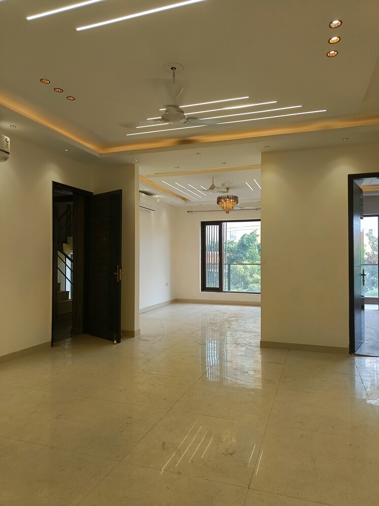 Room, ss-aaron-ville 3 Bedroom 1650 Sq.Ft. Builder Floor In Sector 48 Gurgaon 8286338