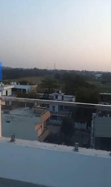 2 BHK Apartment – Exterior View View at Hazratganj - for Rent