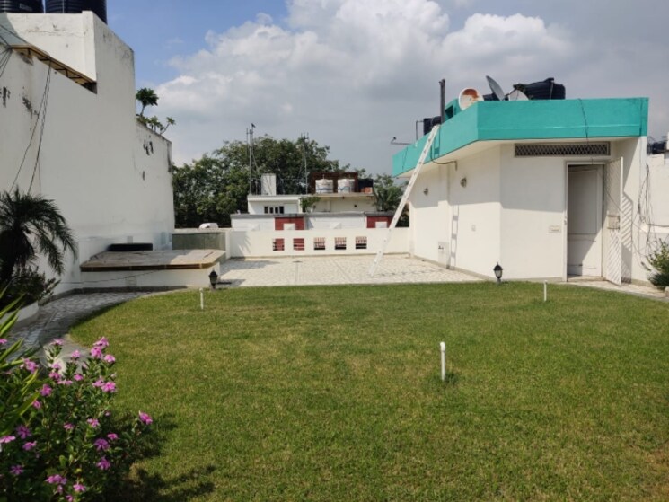 Exterior View, saket 6+ Bedroom 5000 Sq.Ft. Builder Floor In Saket Delhi 8286361