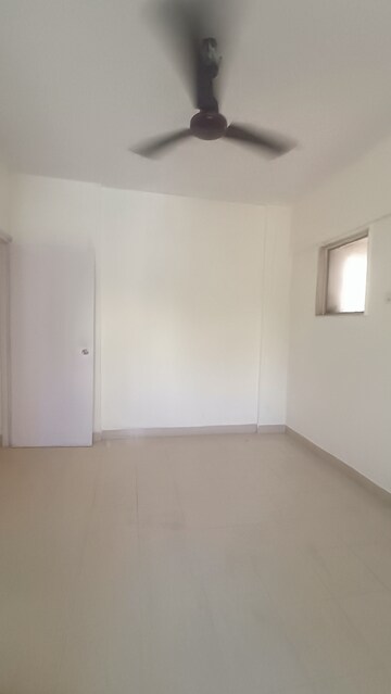 Room in 1 BHK Apartment at Amazon Park, Borivali West – for Rent