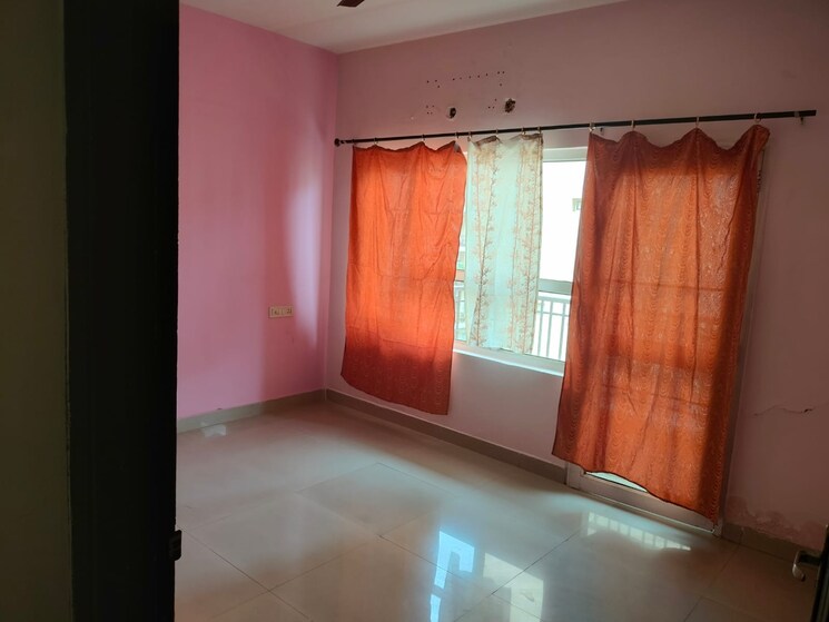 Room, dhakoli village 3 Bedroom 1250 Sq.Ft. Builder Floor In Dhakoli Village Zirakpur 8286380