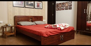 Bedroom in 2.5 BHK Apartment at Prestige Misty Waters, Hebbal – for Rent