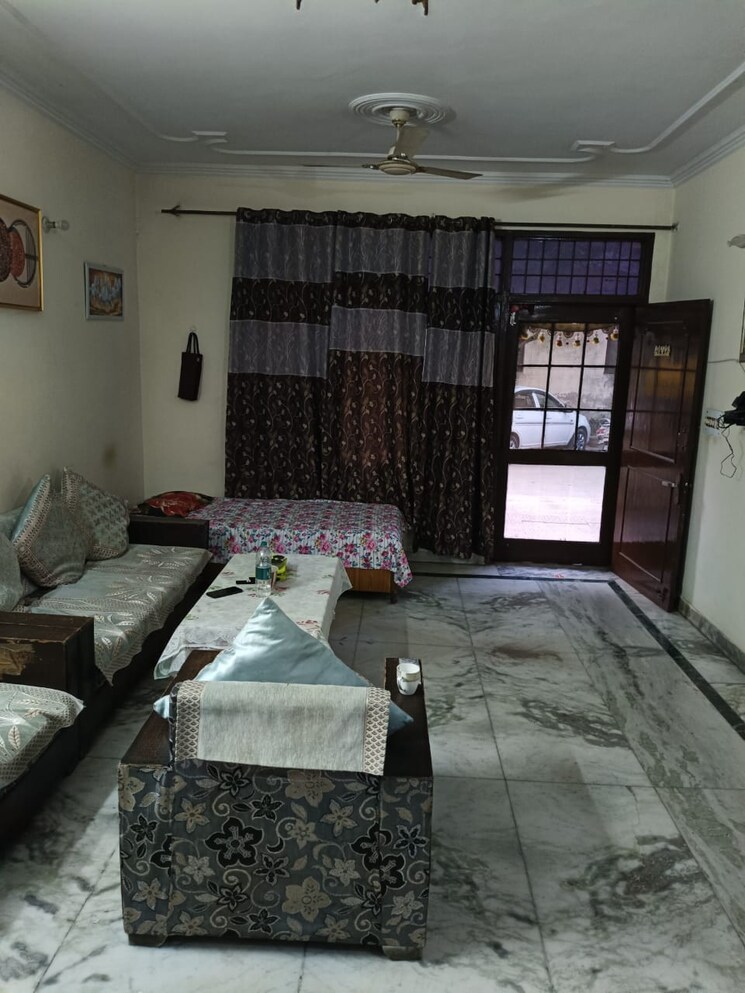 Living Room, dhakoli village 3 Bedroom 1250 Sq.Ft. Builder Floor In Dhakoli Village Zirakpur 8286415