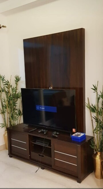 Furnished Amenities in 2.5 BHK Apartment at Prestige Misty Waters, Hebbal – for Rent