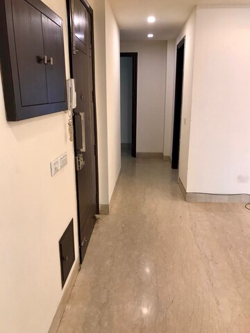 Building Lobby in 3 BHK Apartment at Safdarjang Enclave – for Rent