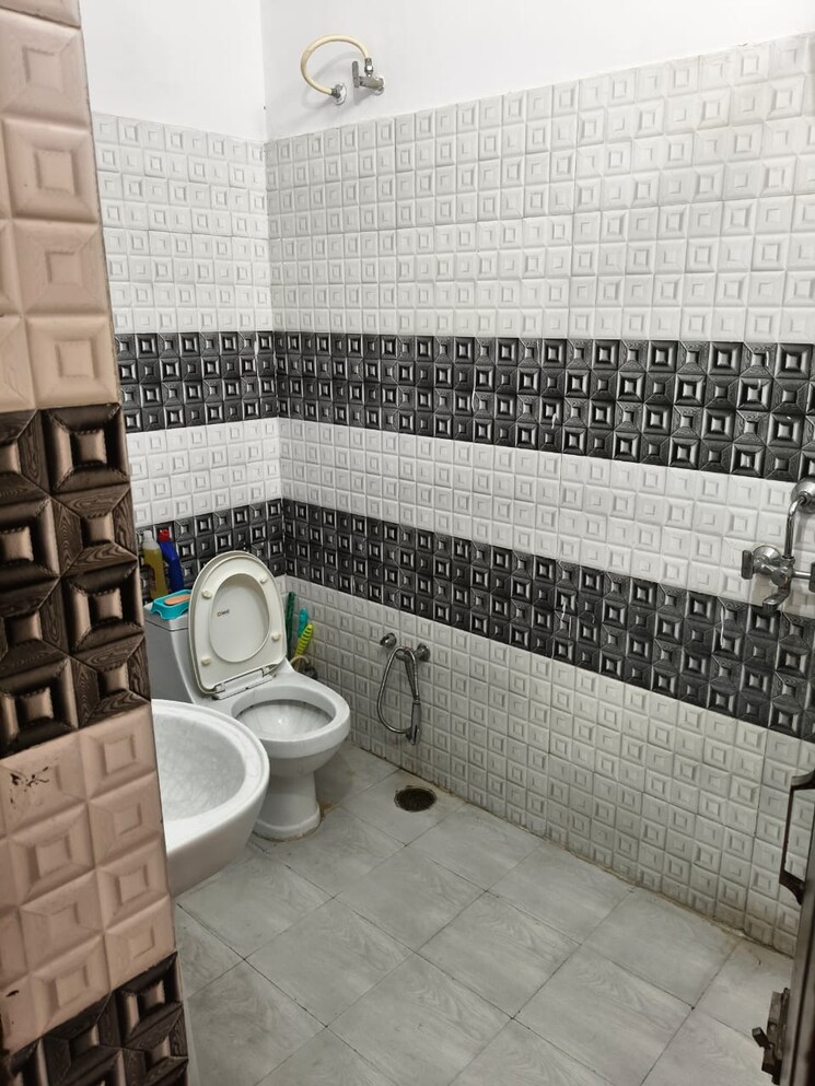 Balcony, dhakoli village 2 Bedroom 1800 Sq.Ft. Builder Floor In Dhakoli Village Zirakpur 8286449