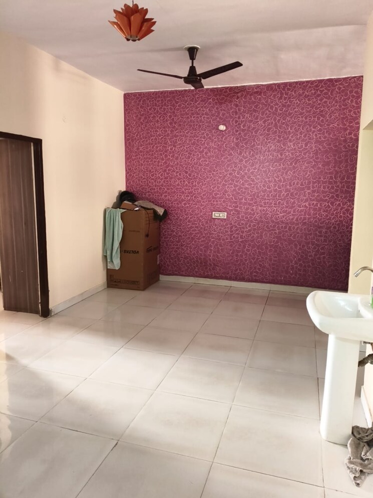 Bathroom, dhakoli village 2 Bedroom 1800 Sq.Ft. Builder Floor In Dhakoli Village Zirakpur 8286449