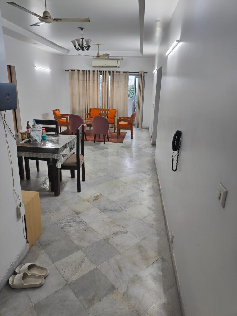  Parking, bcc-bharat-residency 3 Bedroom 1800 Sq.Ft. Apartment In Indrapuram Ghaziabad 8286460