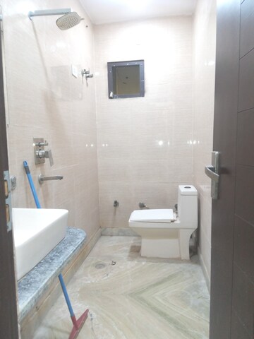 Bathroom in 2 BHK Builder Floor at Shastri Nagar – for Rent