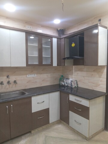 Kitchen in 2 BHK Builder Floor at Shastri Nagar – for Rent