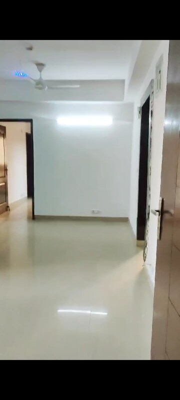 Room in 2 BHK Apartment at Nimbus The Hyde park, Sector 78 – for Sale