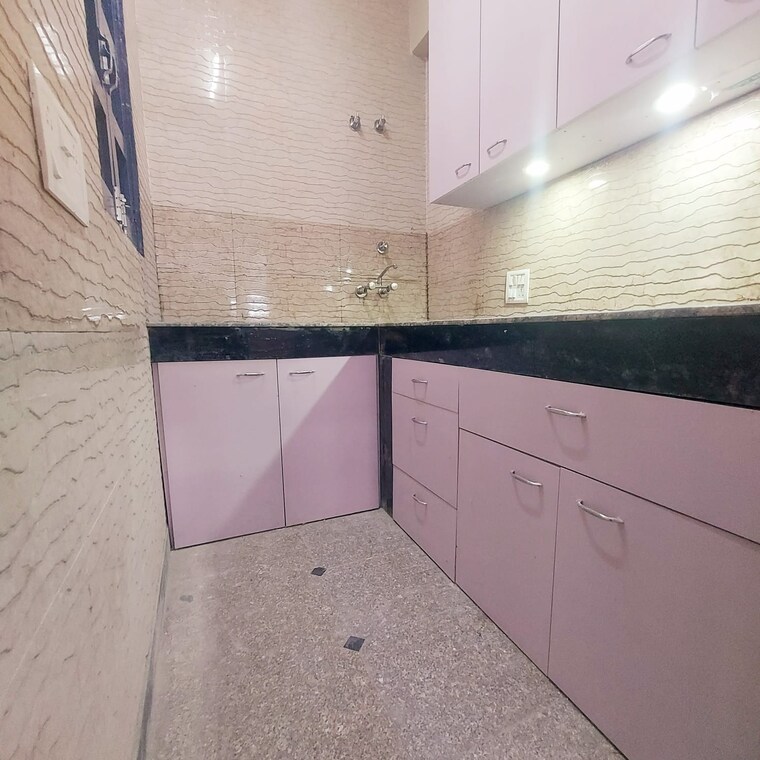 Kitchen, shree-vardhman-victoria 2 Bedroom 1350 Sq.Ft. Apartment In Sector 70 Gurgaon 8286597