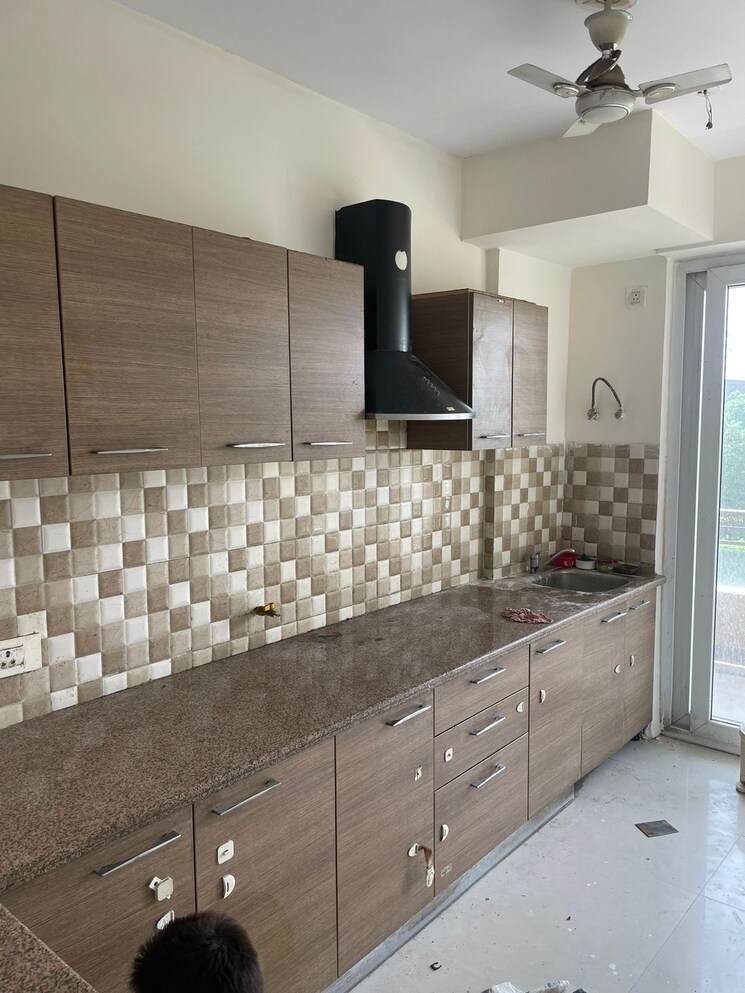 Kitchen, shree-vardhman-victoria 2 Bedroom 1350 Sq.Ft. Apartment In Sector 70 Gurgaon 8286597